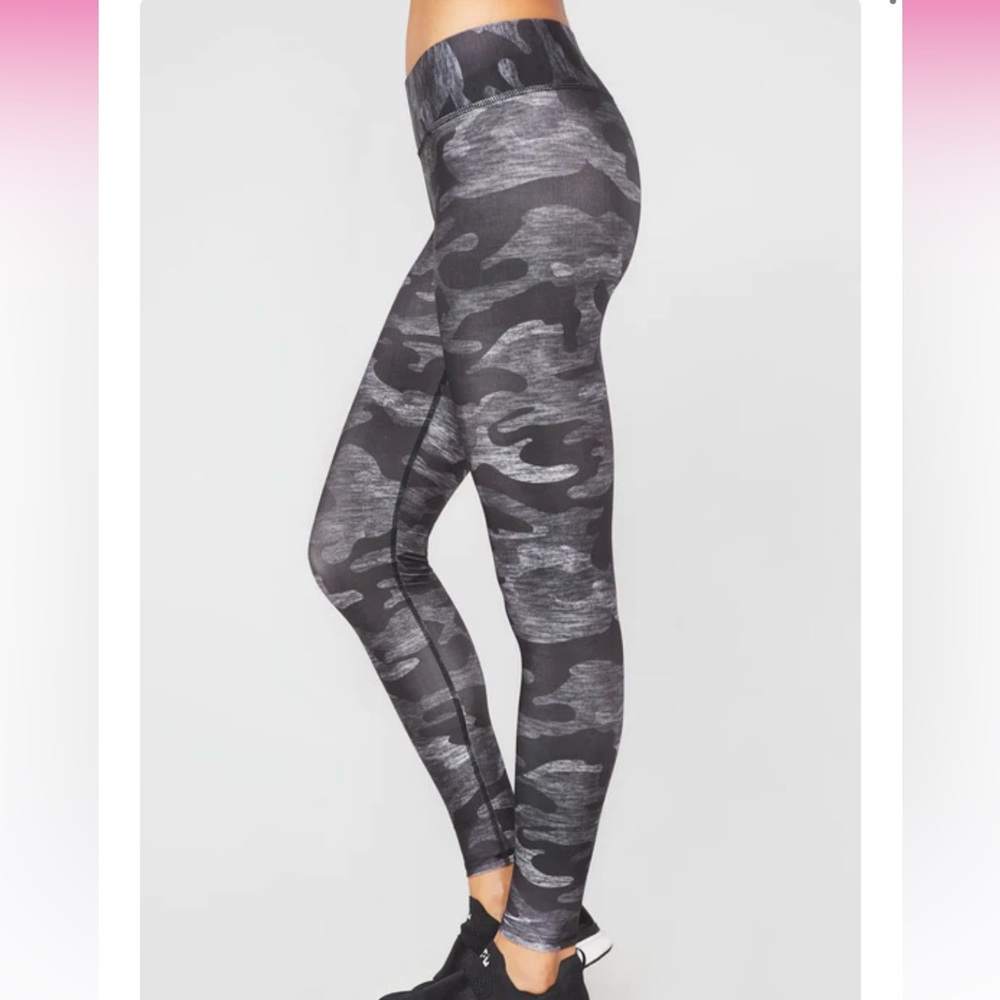 Terez Camo Hi-Shine Leggings